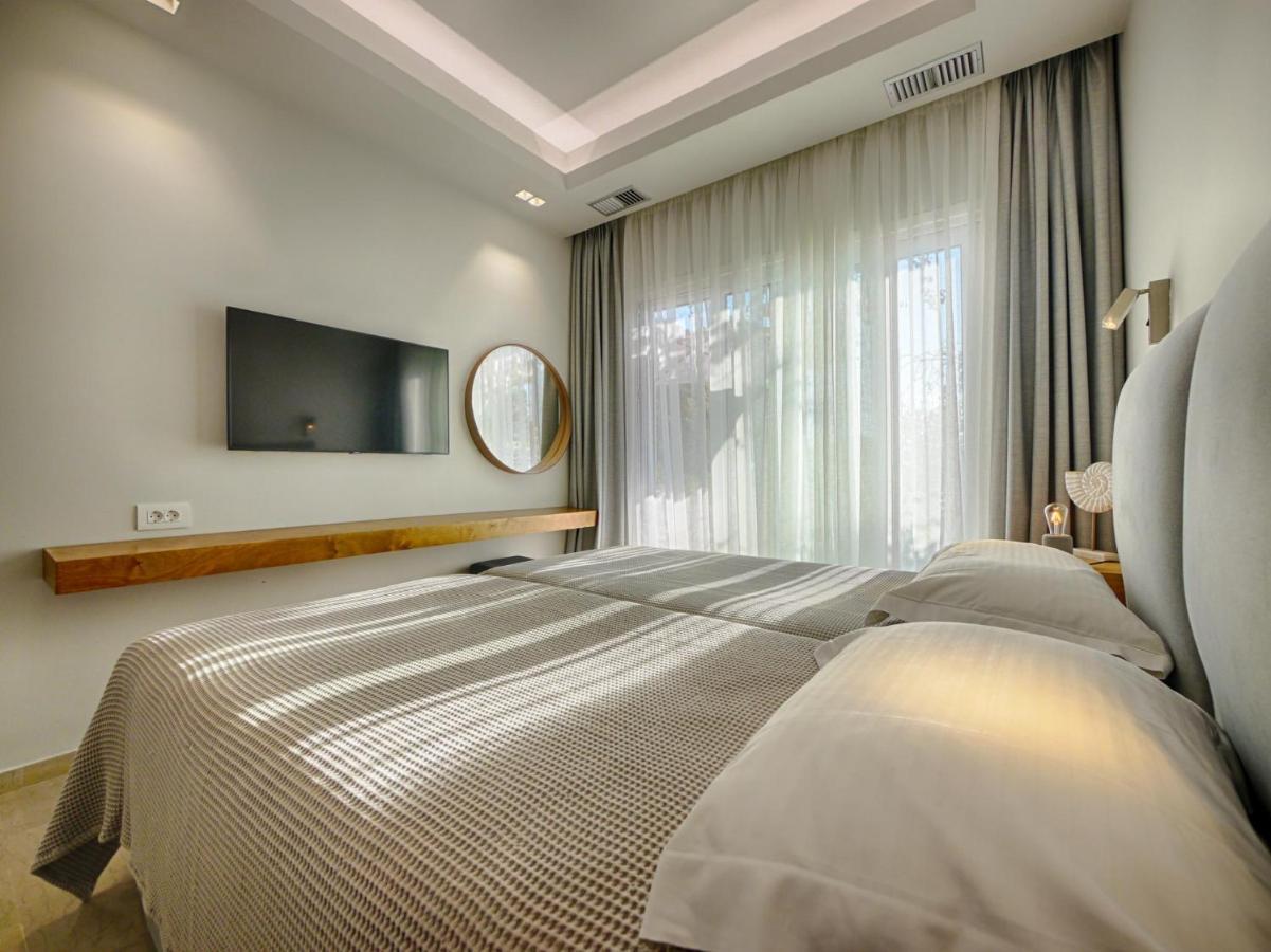 Vistonia Apartment Agios Georgios Pagon Bagian luar foto