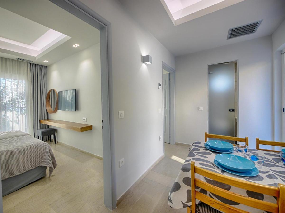 Vistonia Apartment Agios Georgios Pagon Bagian luar foto