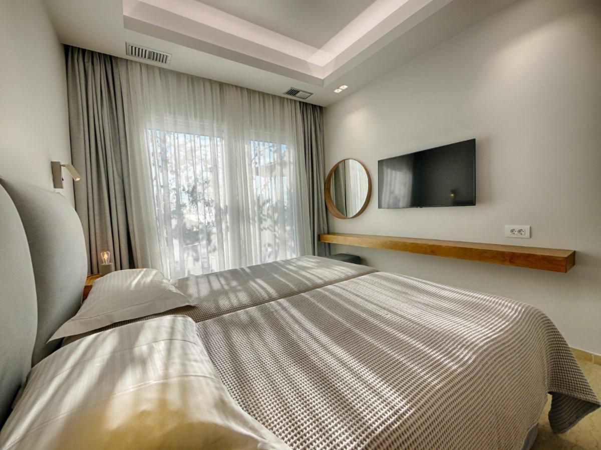 Vistonia Apartment Agios Georgios Pagon Bagian luar foto
