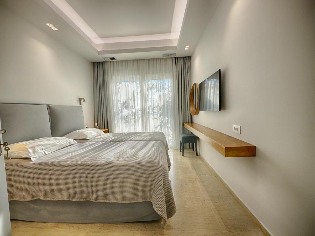 Vistonia Apartment Agios Georgios Pagon Bagian luar foto