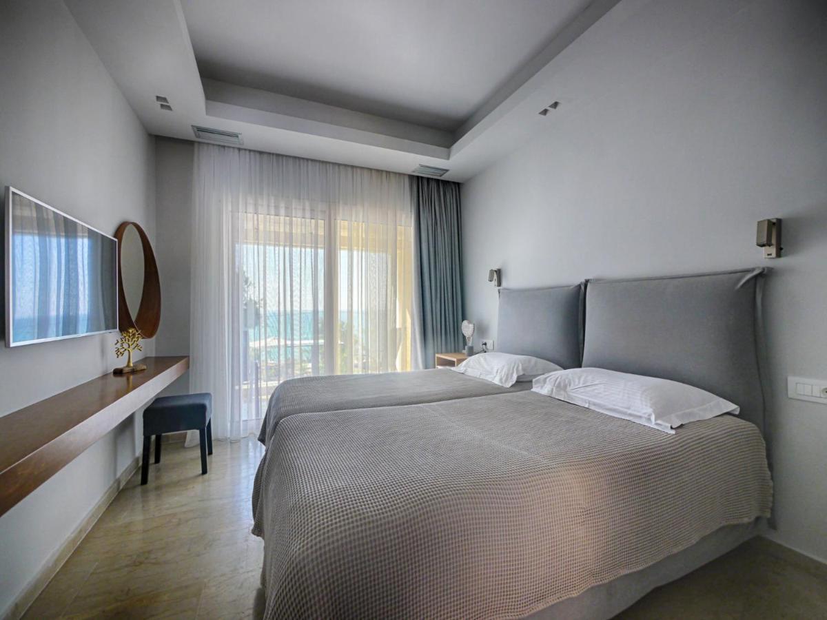 Vistonia Apartment Agios Georgios Pagon Bagian luar foto