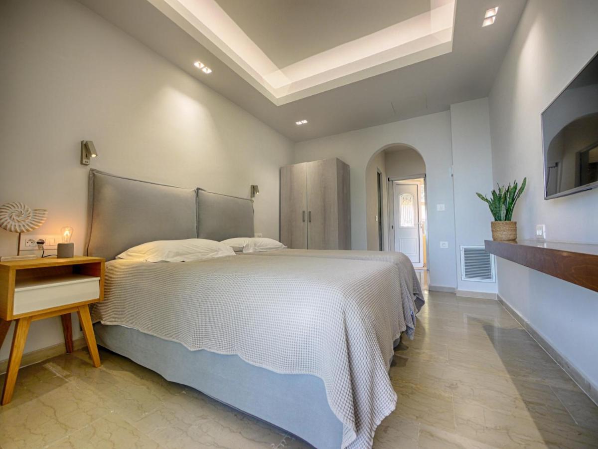 Vistonia Apartment Agios Georgios Pagon Bagian luar foto