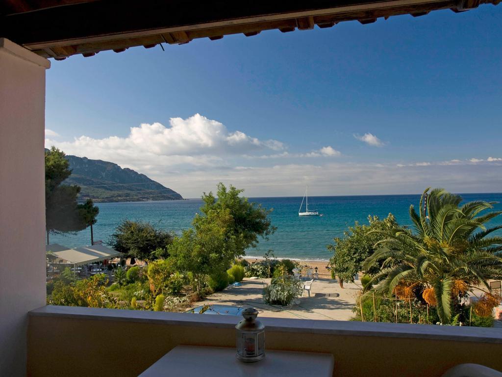 Vistonia Apartment Agios Georgios Pagon Bagian luar foto